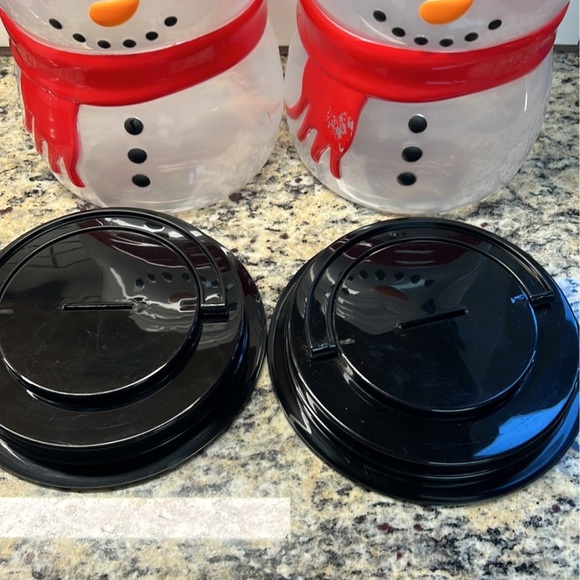 RARE Snowman Coin Bank (set of 2) - Bath & Body Works - Picture 7 of 12
